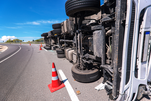 accidentes de trailers en Carlsbad, NM
